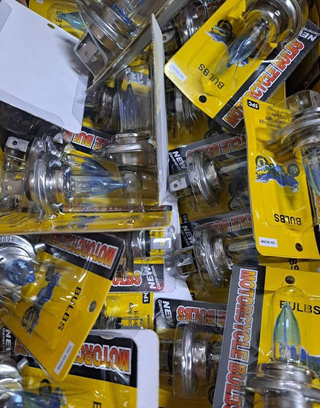 BÓNG ĐÈN PHA 3 CHÂN,,CHÂN H4.  35W SIÊU SÁNG
