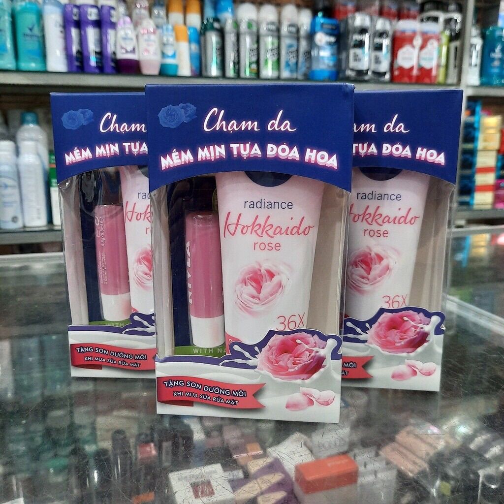 Bộ đôi Sữa rửa mặt tạo bọt Nivea Radiance Hokkaido Rose