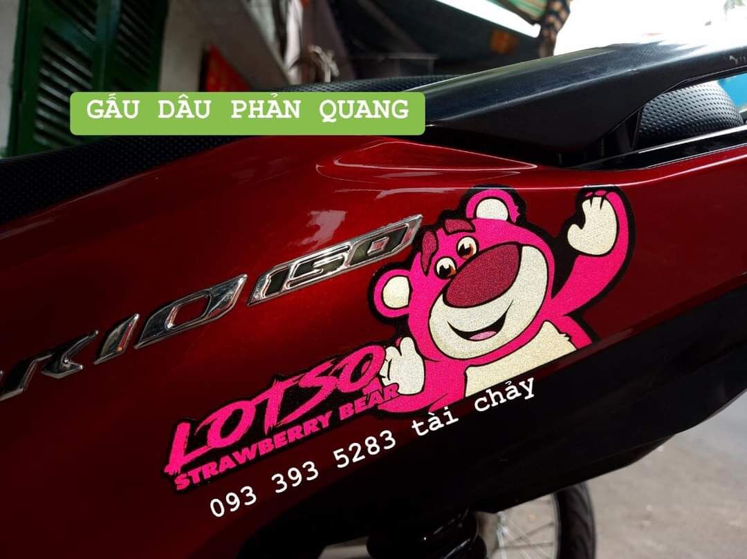 [ 1 CẶP 2 BÊN ] TEM GẤU DÂU PHẢN QUANG DÁN ỐP SƯỜN