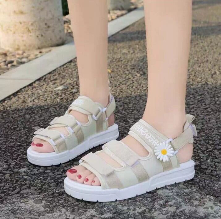 Sandal nữ ulzzang dép quai hậu sandal hoa cúc đế cao su siêu êm hàng loại 1
