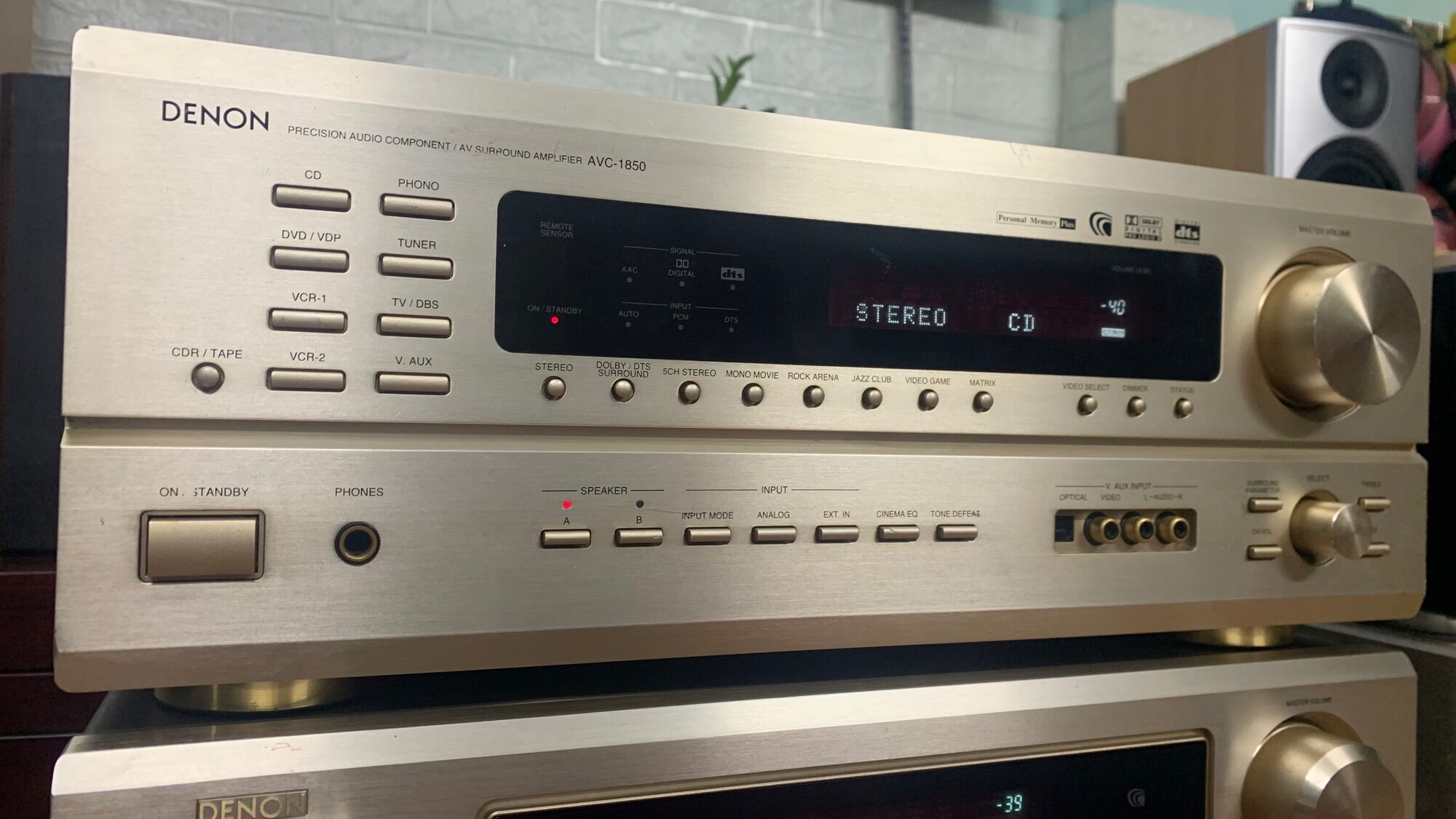 Amply Denon AVC-1850