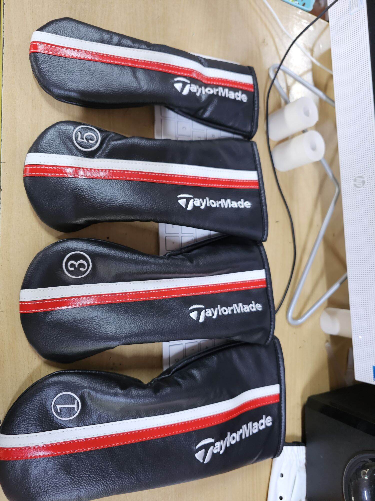 Bọc đầu gậy taylormade cover