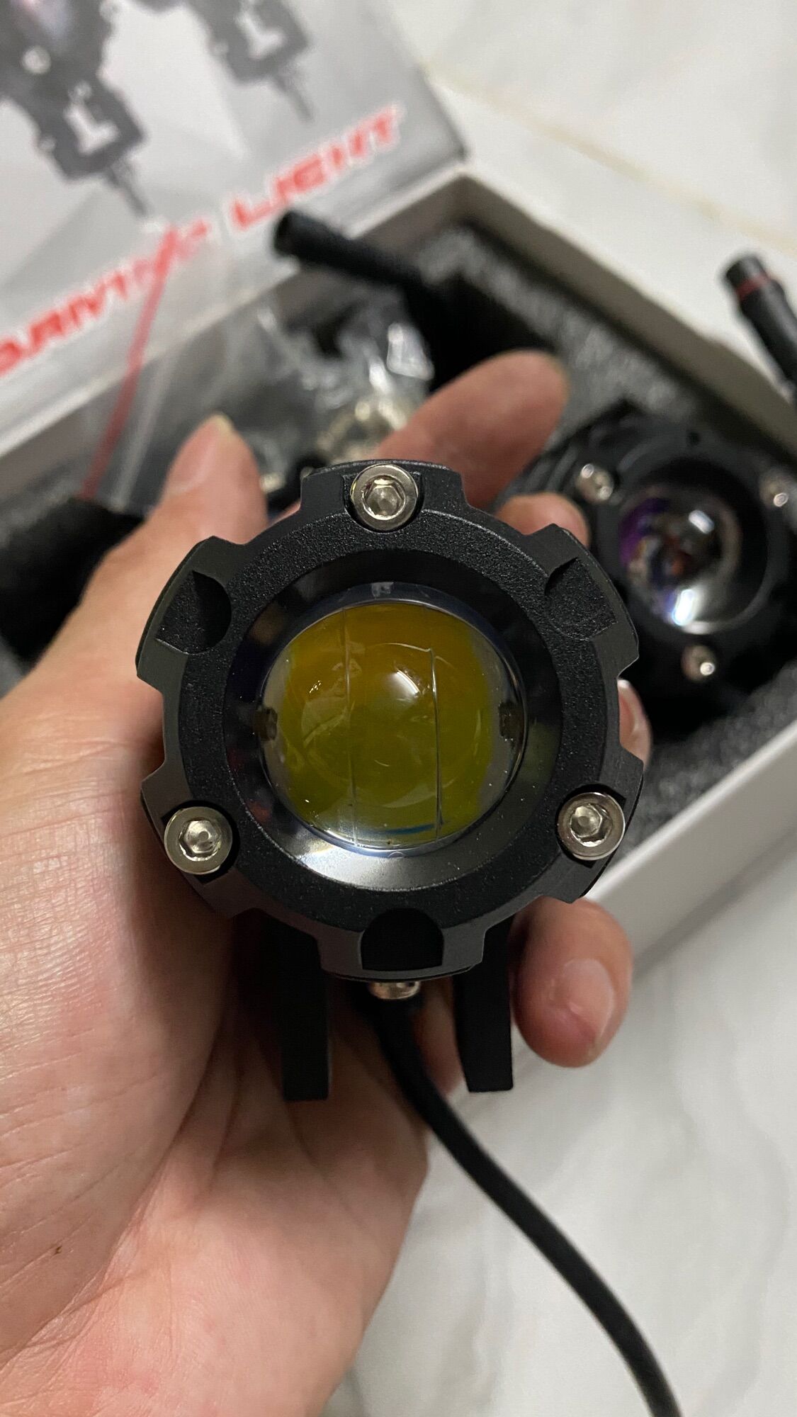 đèn trợ sáng Z35 siêu sáng có hộp driver.