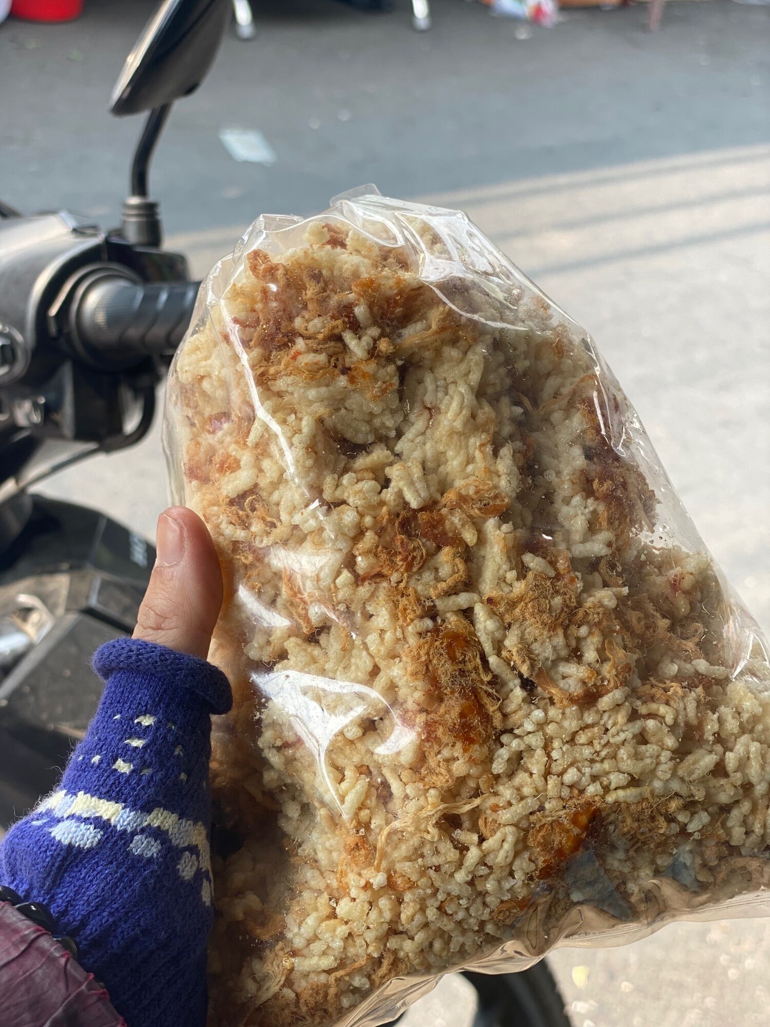 Cơm cháy bể siêu chà bông - gói 400gam