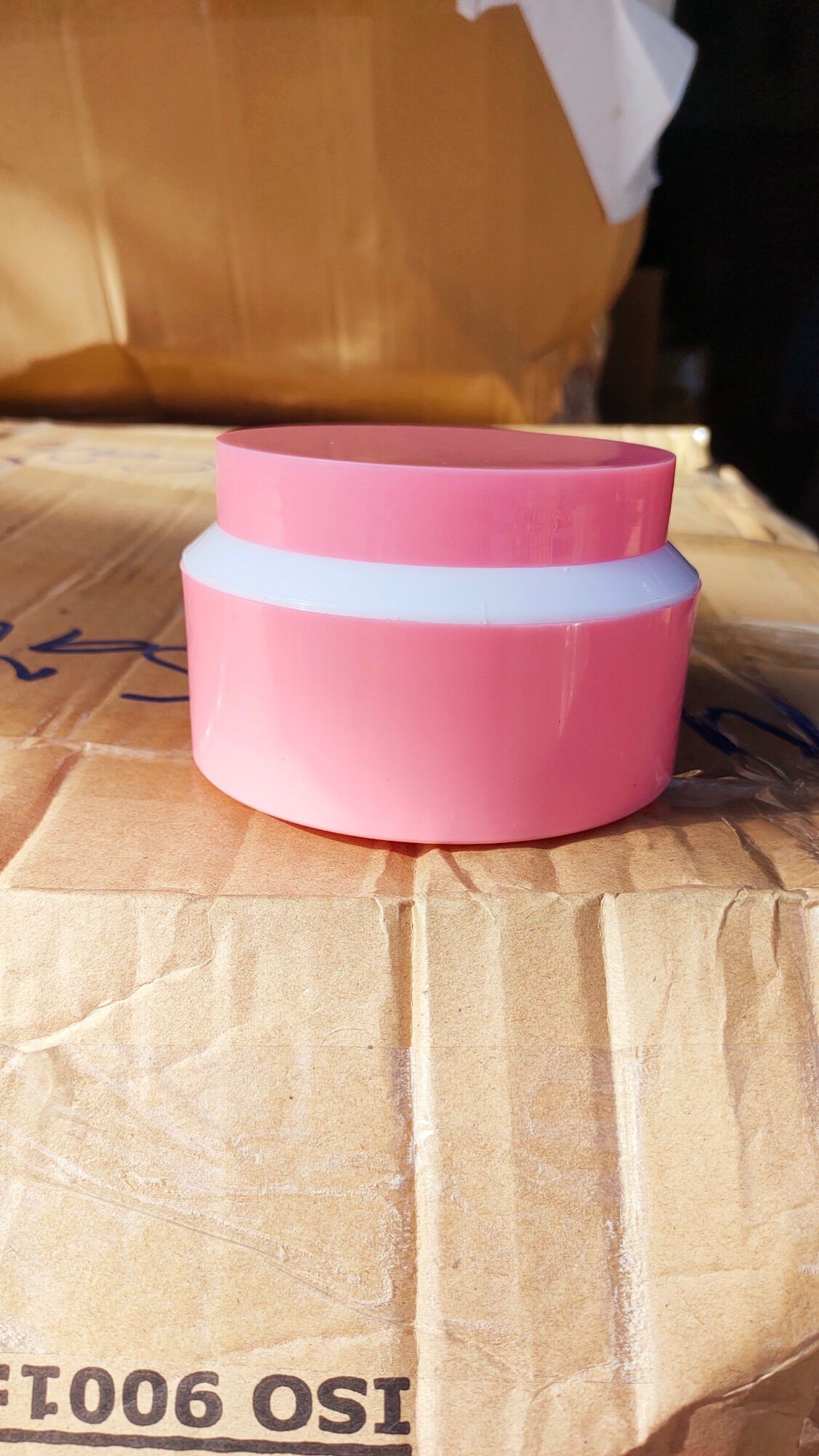 Hủ hồng viền trắng 150gr-hủ đẹp