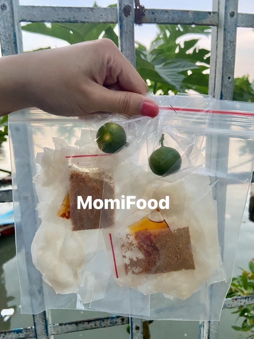 Bánh tráng phơi sương sate muối tắc