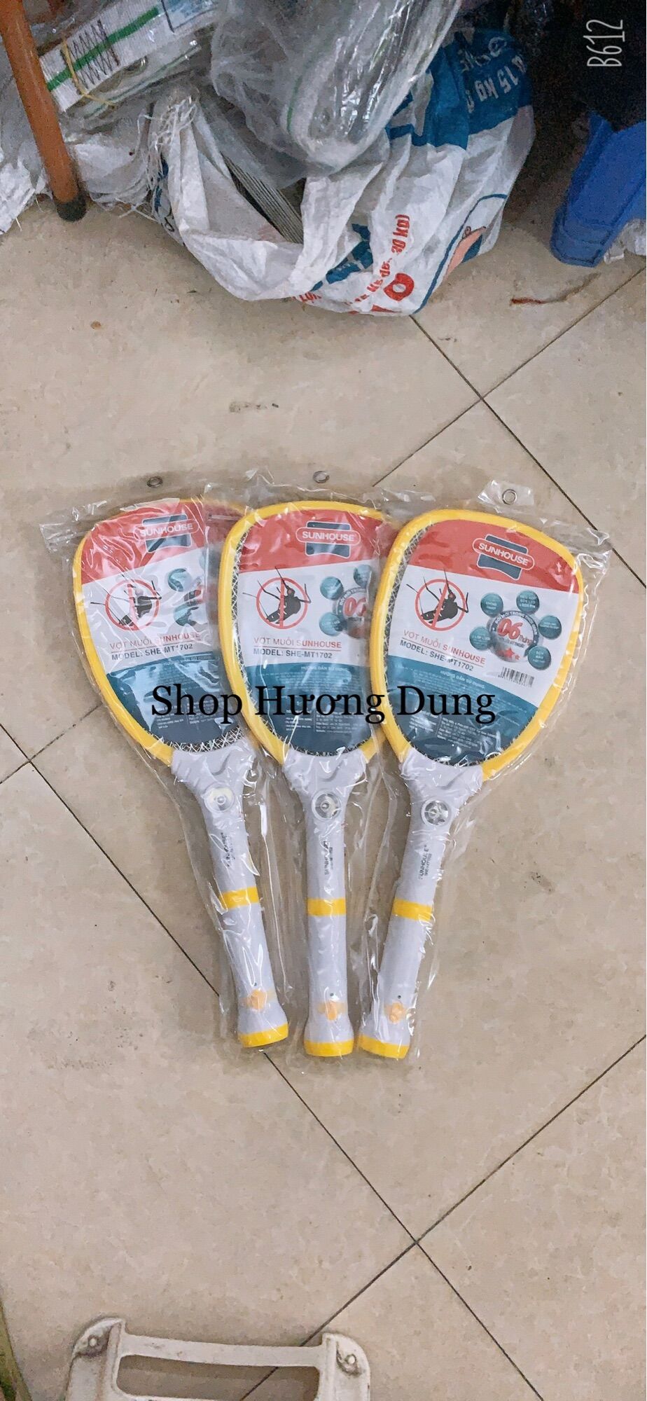 Vợt muỗi sunhouse có đèn pin rời she- mt1702