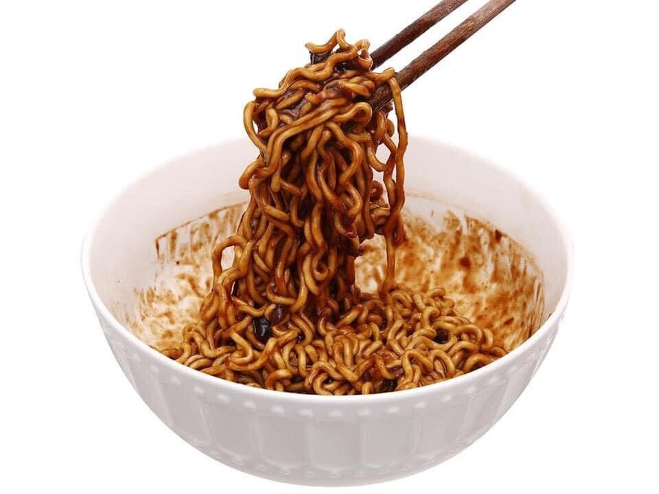 Mì trộn tương đen Hàn Quốc 27k/ gói