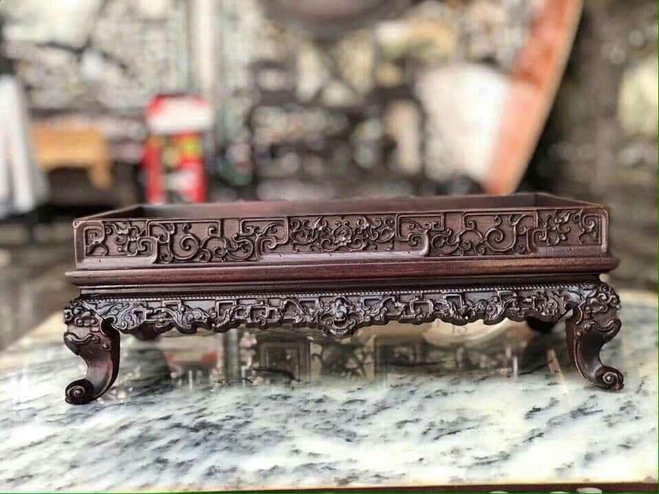 Khay trà chân quỳ gỗ gụ 35x25cm