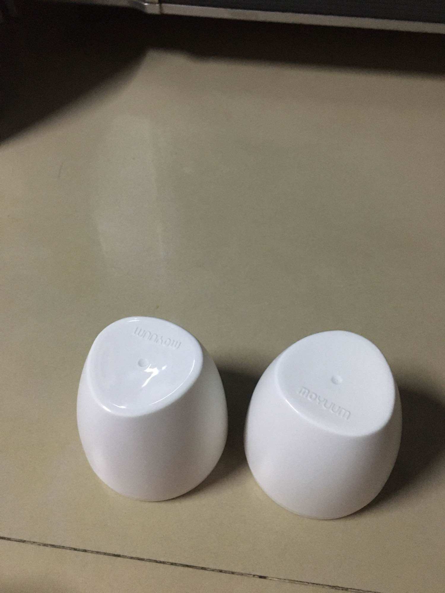 Cổ nắp bình sữa moyuum