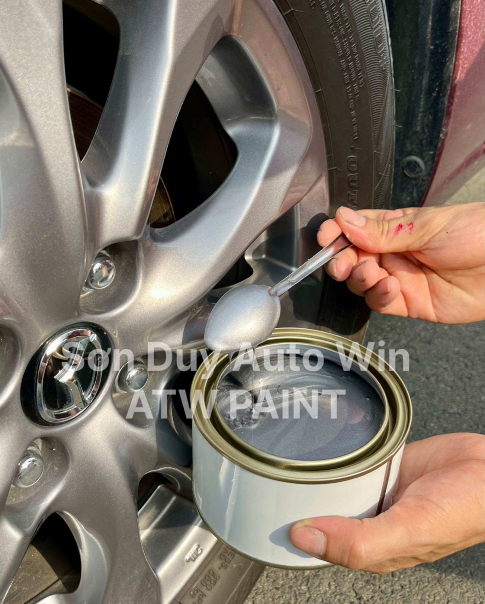 Sơn xám Titanium Mâm Mazda - Sơn 1K phủ bóng