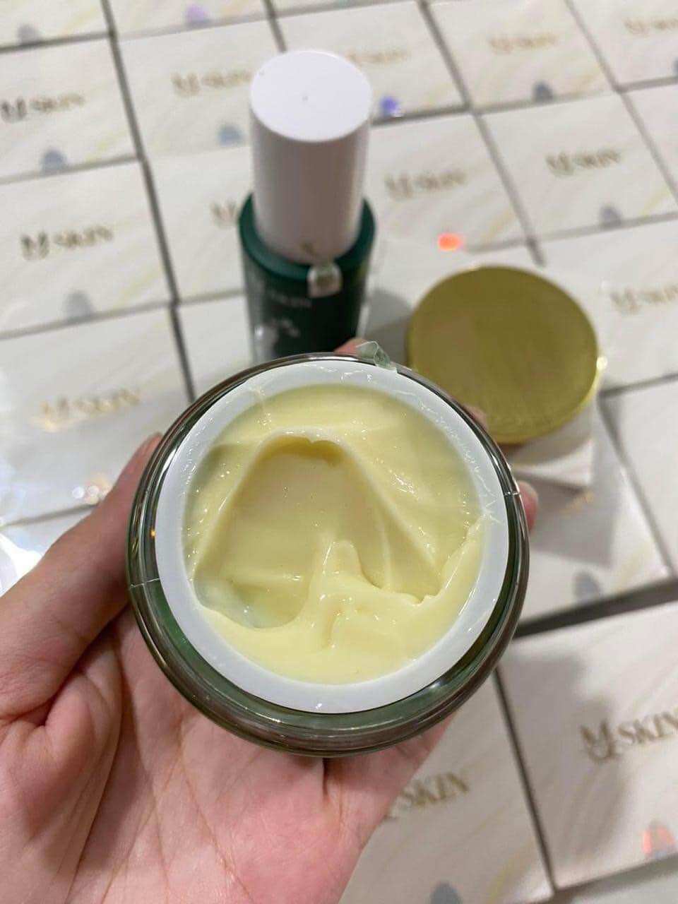 Cao Mụn Sâm Vàng (tặng kèm 3 nạ)