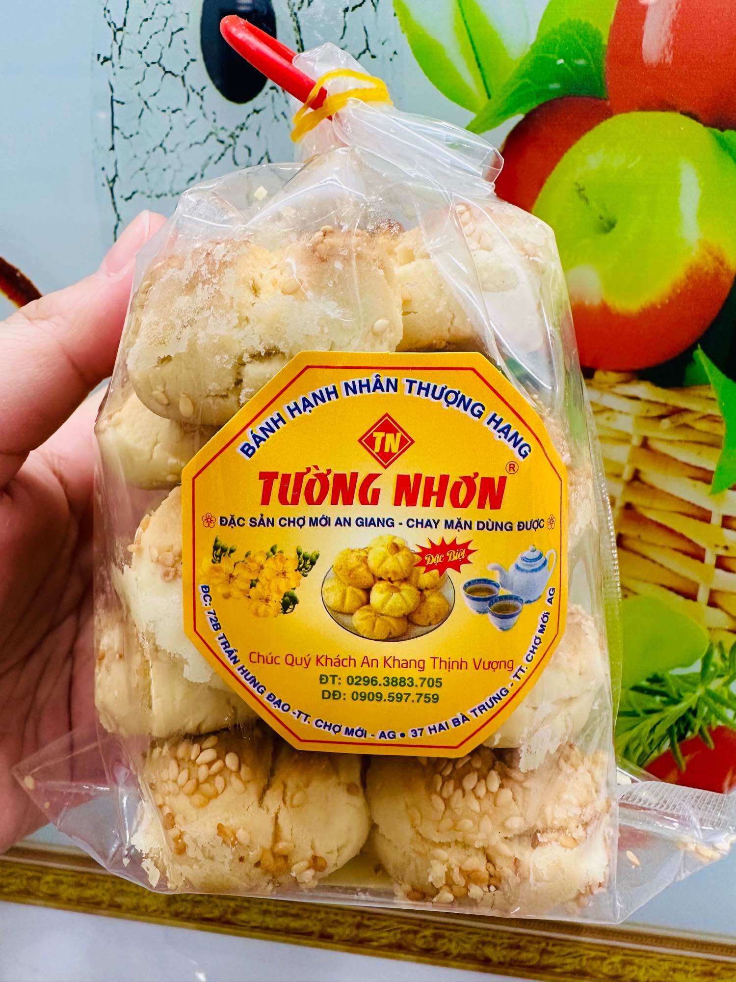 Bánh hạnh nhân bơ sữa