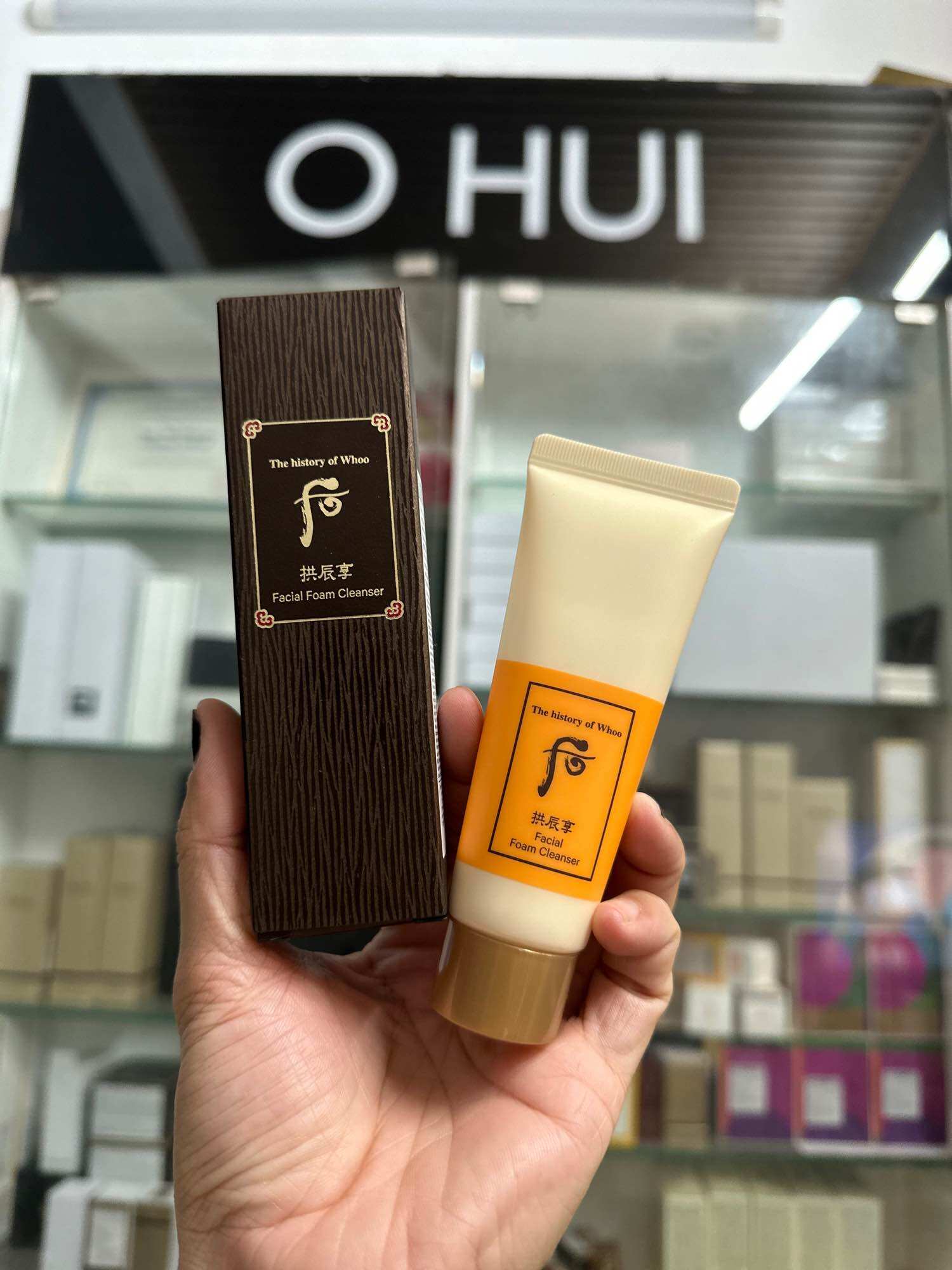 Fullbox 40ml - sữa rửa mặt whoo vàng chứa nhân sâm date 2026