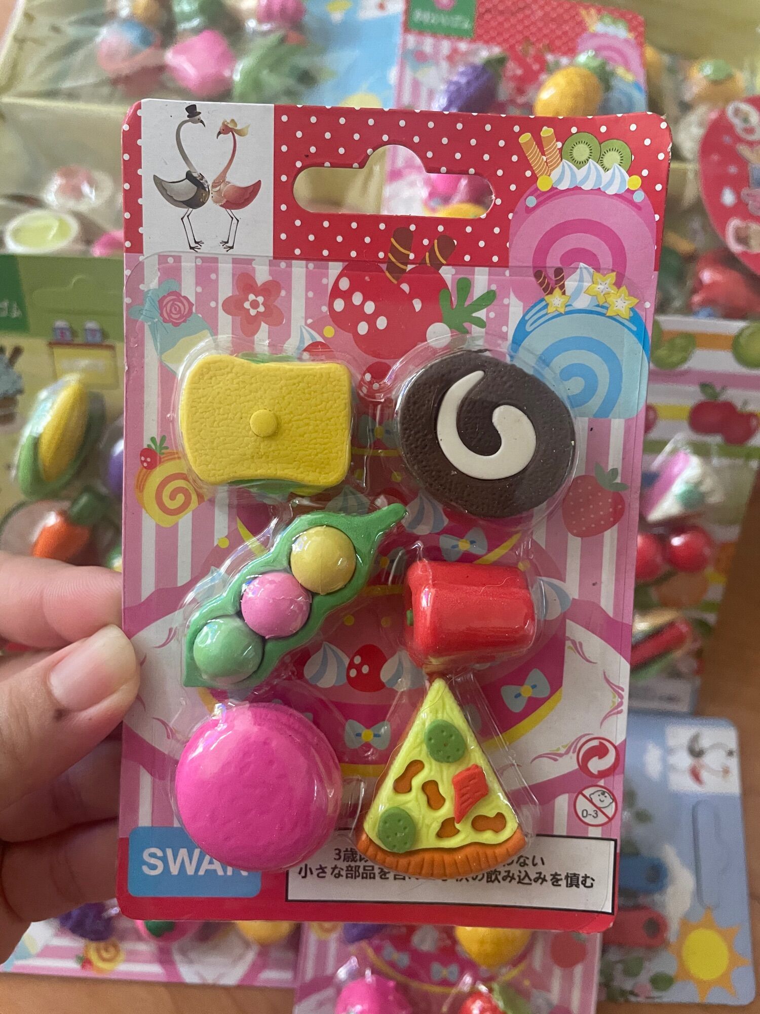 Set 2 Vĩ Gôm Nhiều Hình Ngộ Nghĩnh Cho Bé