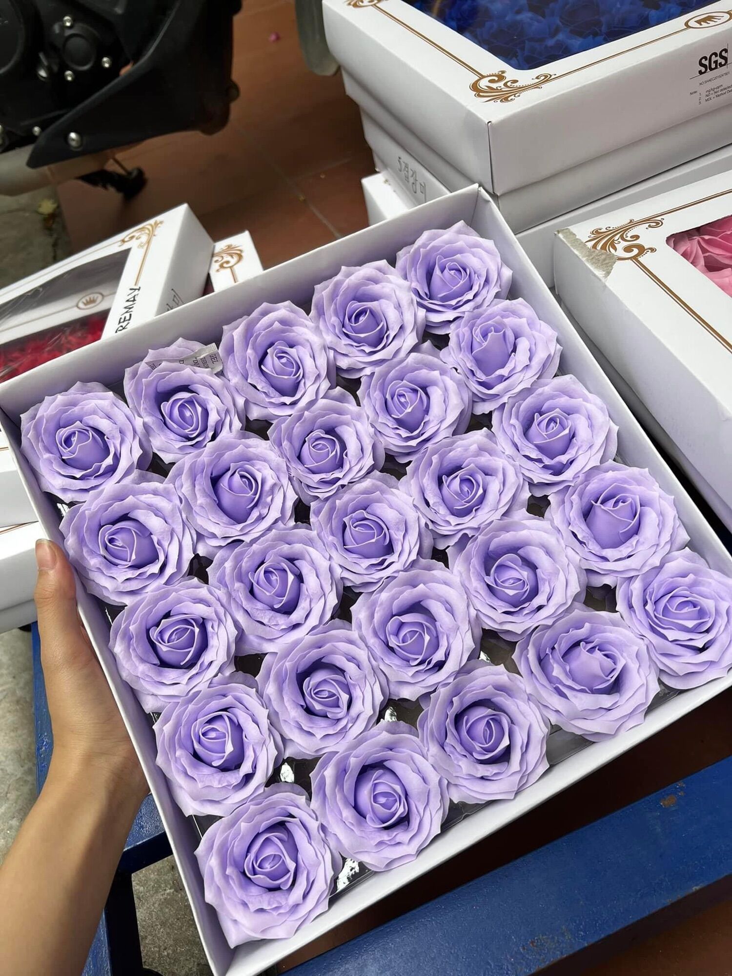Hoa sáp 7 lớp hộp 25 bông