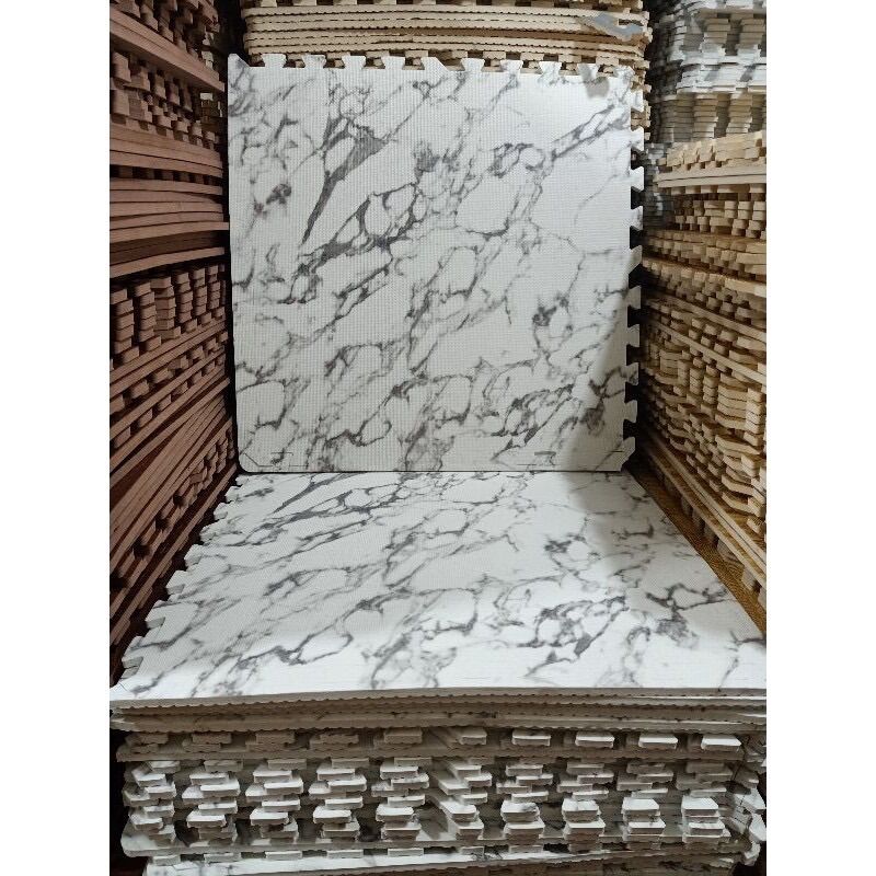 Thảm xốp lót sàn vân gỗ 60×60×1cm