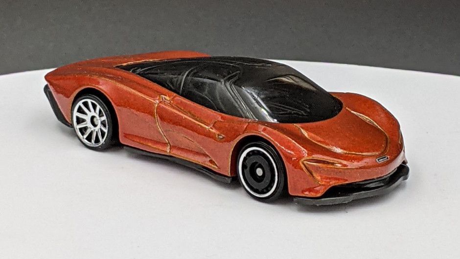Xe Mô Hình Hot Wheels tỉ lệ 1:64 "Mclaren Speedtail" (Orange) (Model 2021)