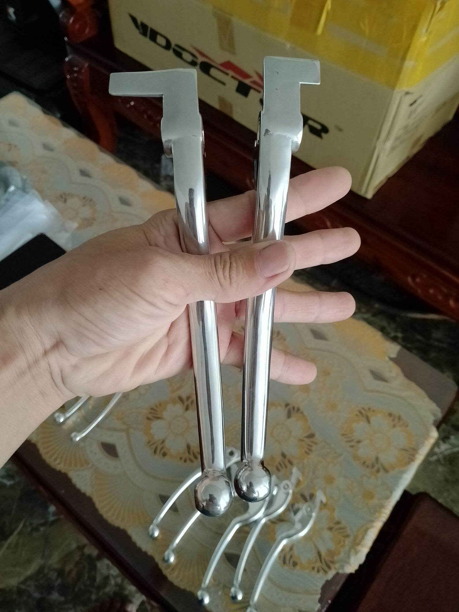 tay thắng trái phải sh mạ crôm giá 1 cặp