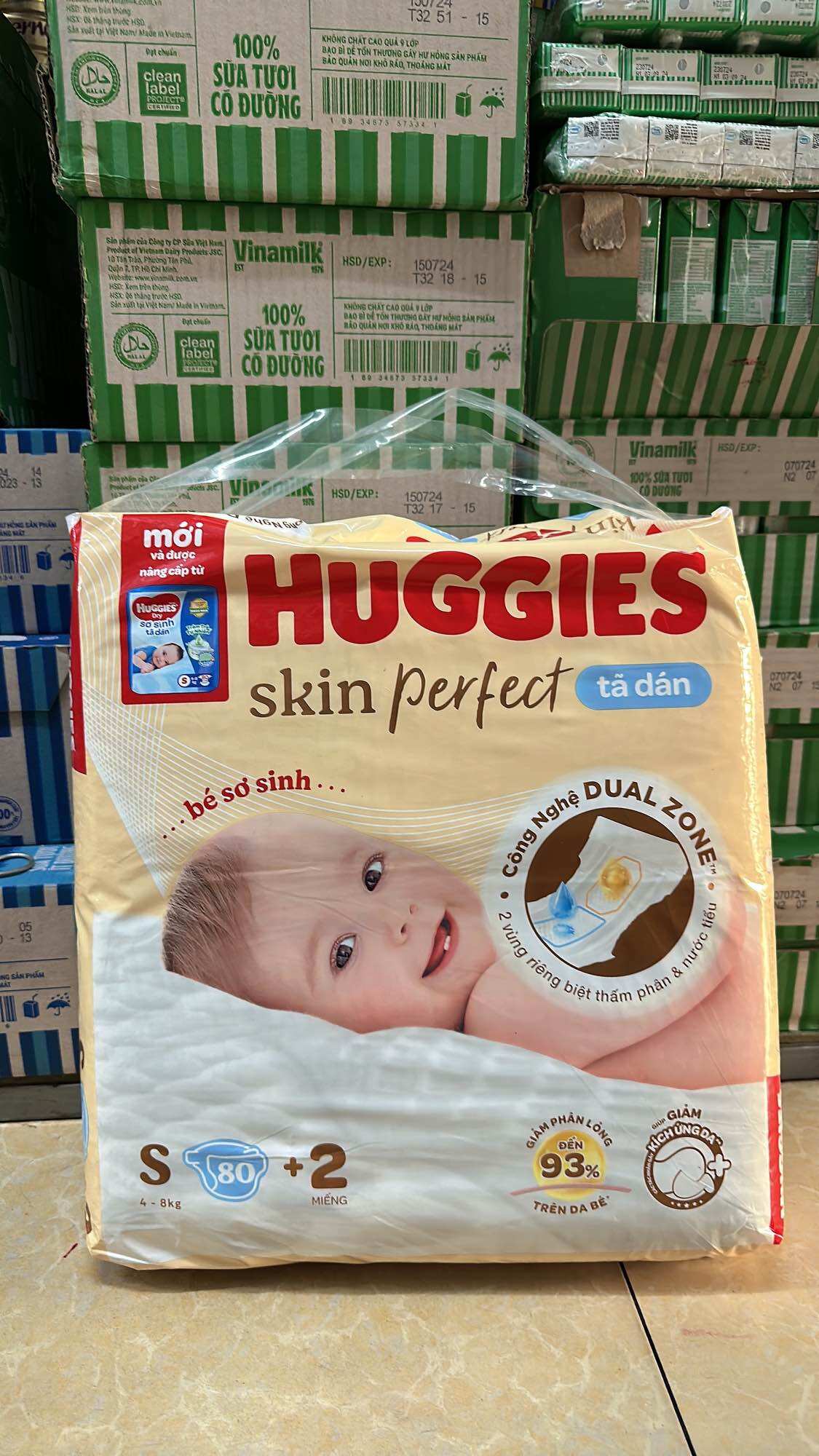 Tã dán sơ sinh huggies s-80