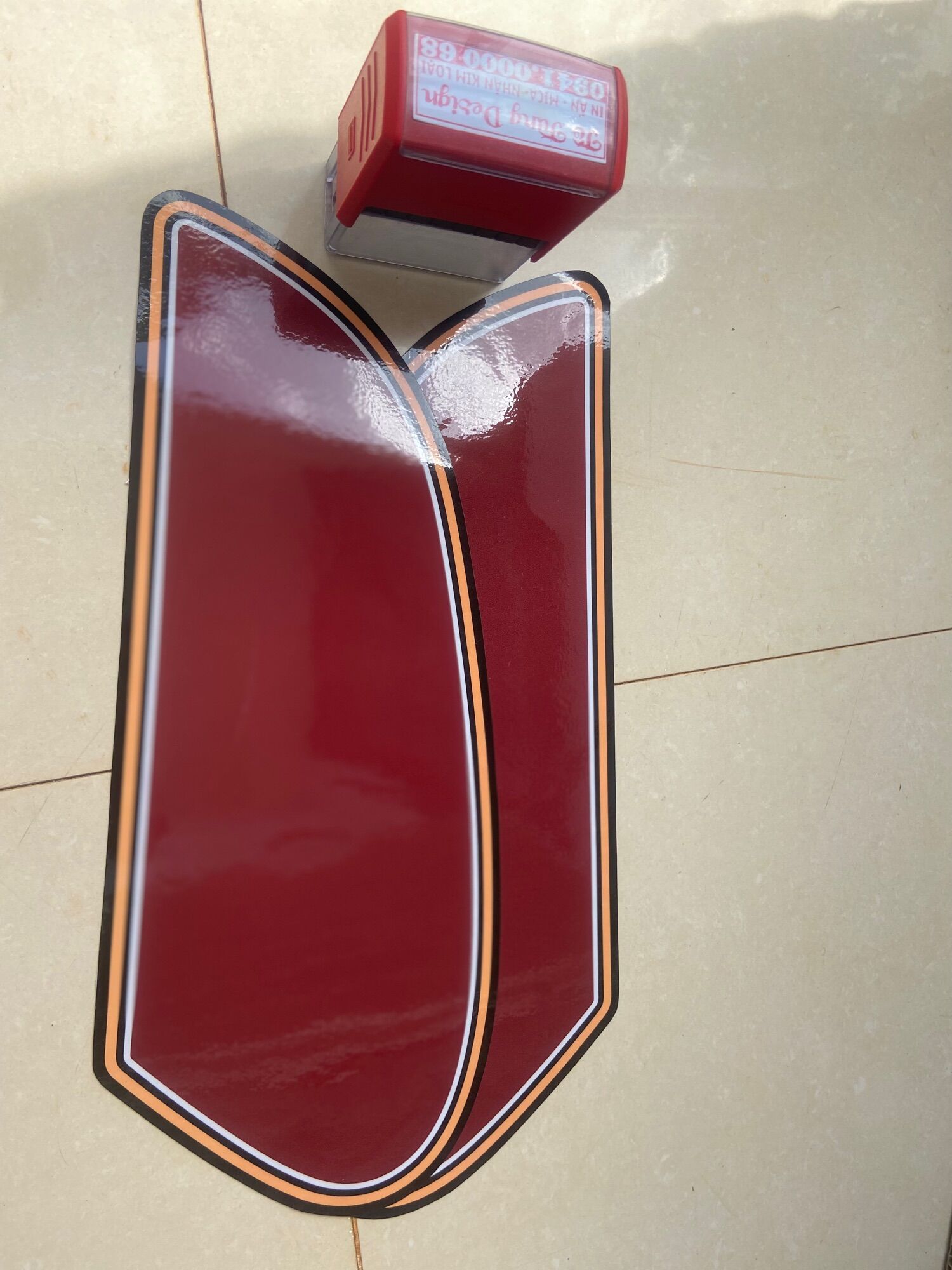 Cặp tem bình xăng CD các đời 50/70/90 màu đỏ viền vàng