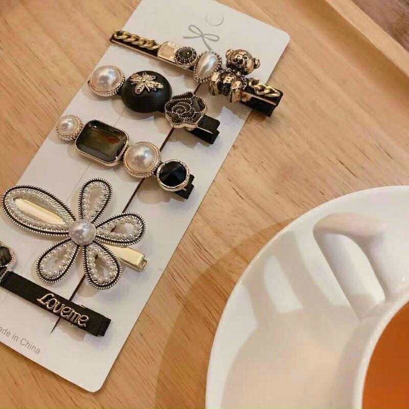 KẸP TÓC MÁI ĐÍNH ĐÁ NGỌC TRAI KIỂU HÀN QUỐC