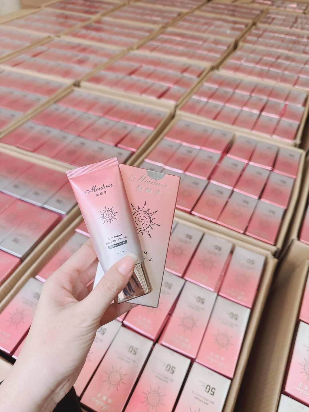 chống nắng meduzi chính hãng