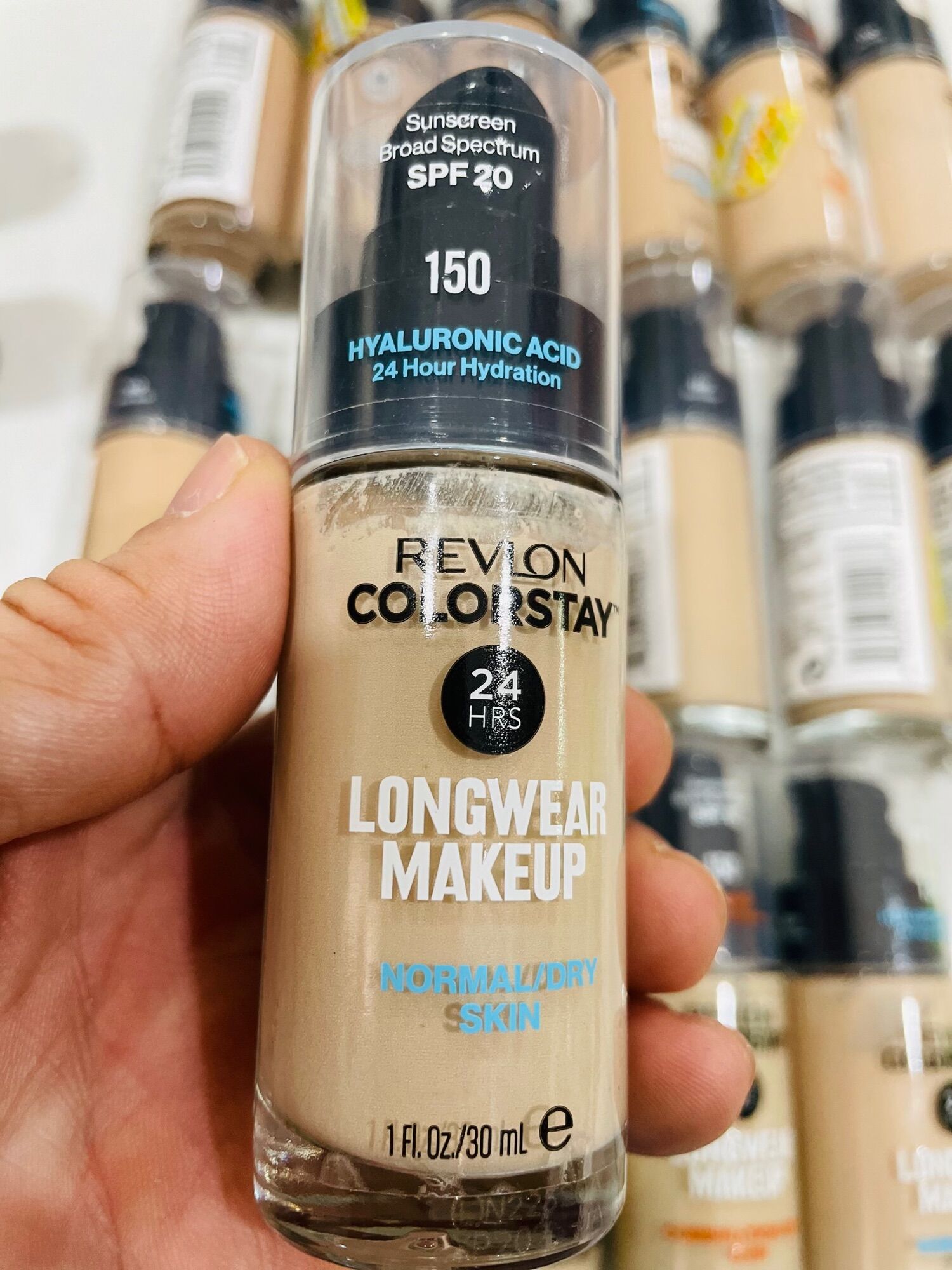 Kem nền Revlon Color Stay mẫu mới