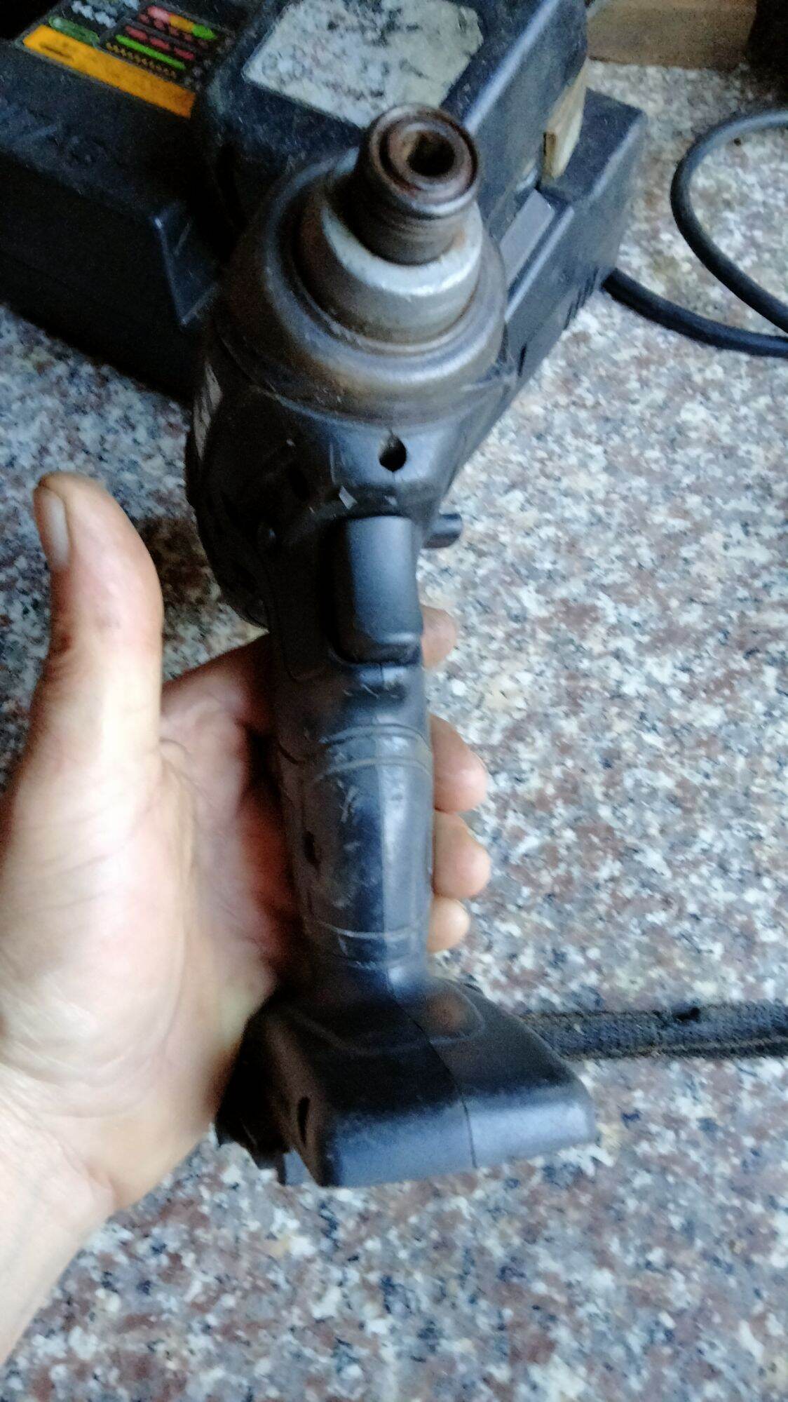 bắn víc ryobi 14.4v