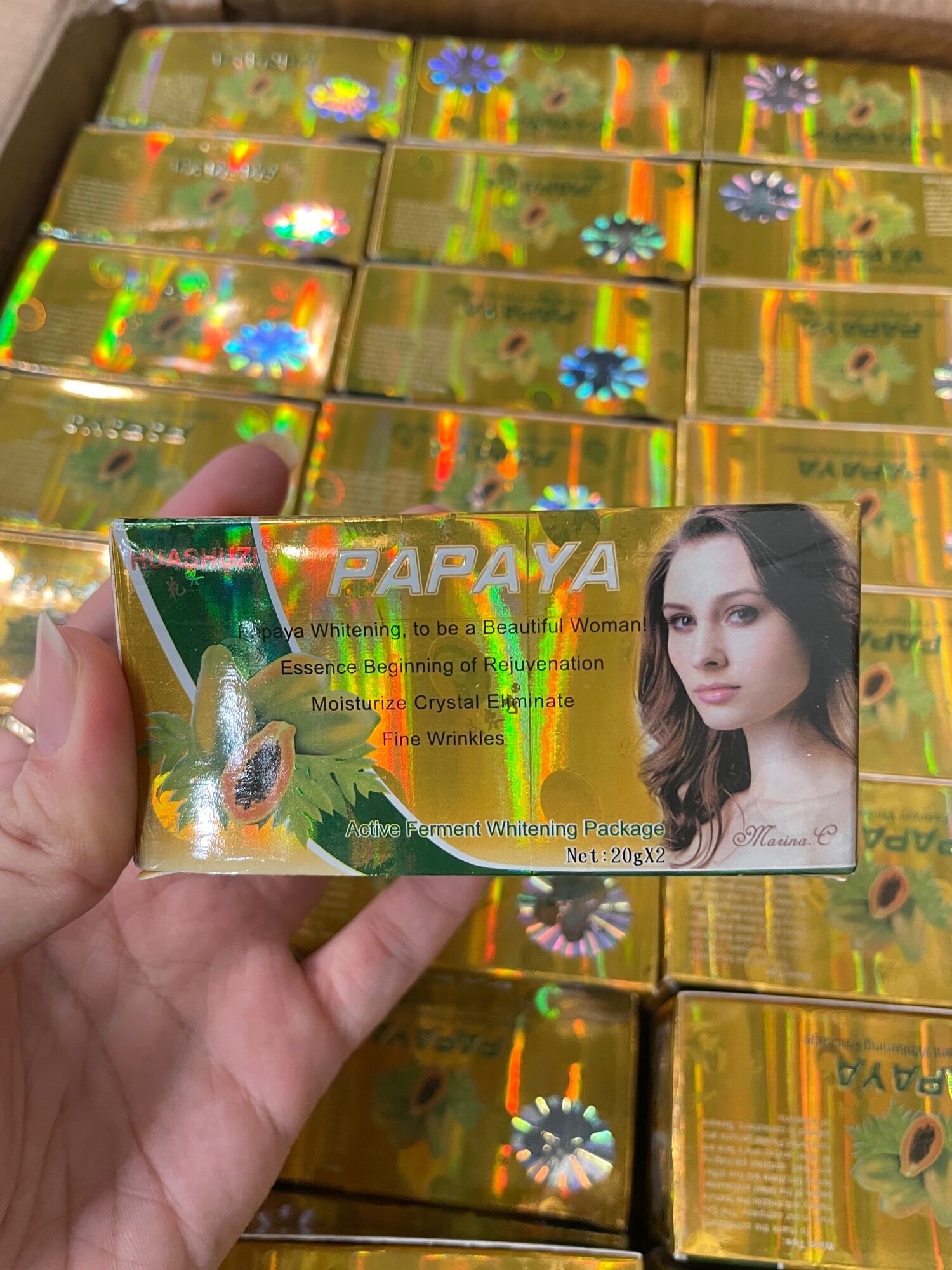Kem cặp ngày và đêm Papaya đu đủ
