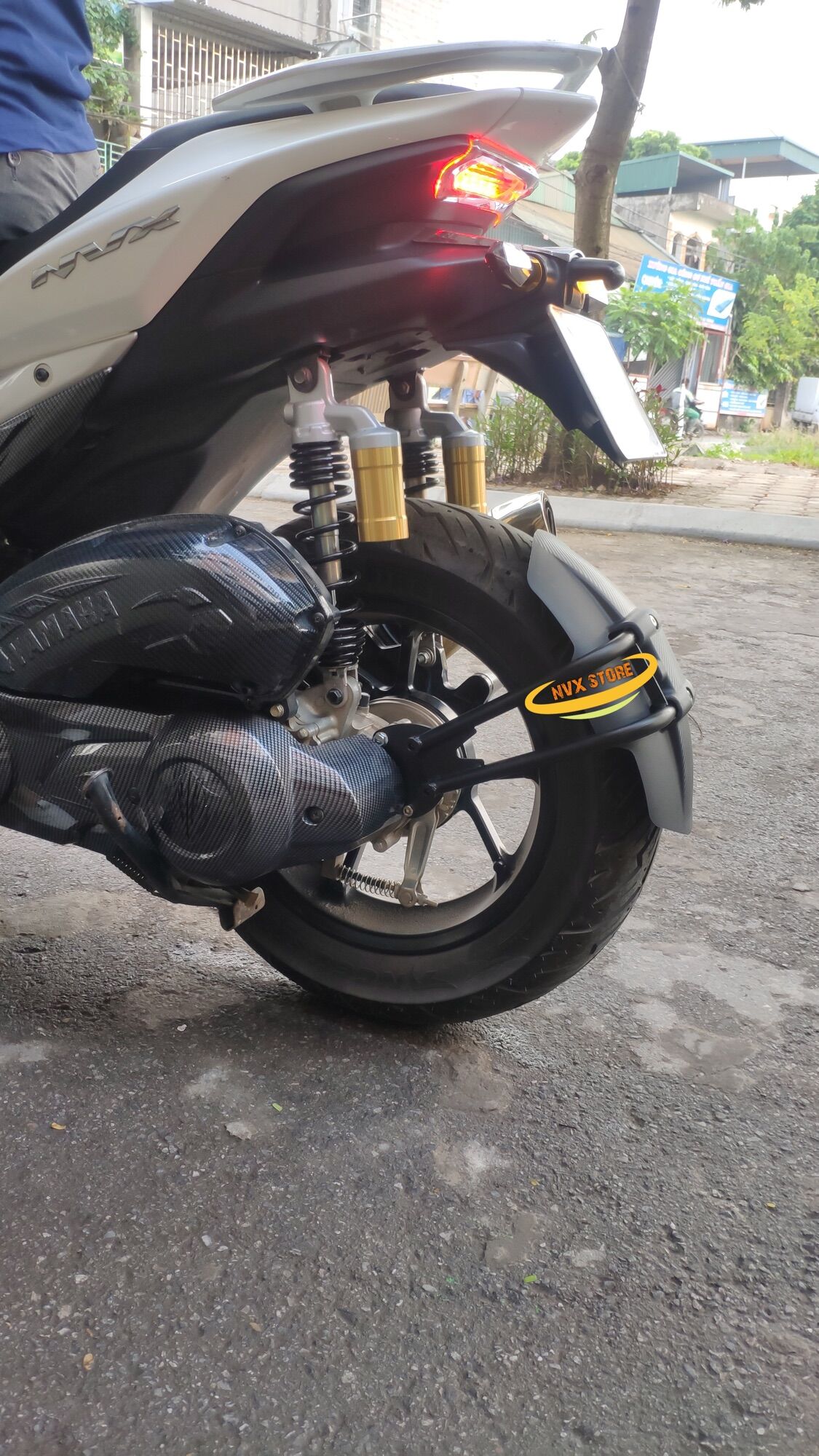 Chắn bùn NVX V1 kiểu KTM