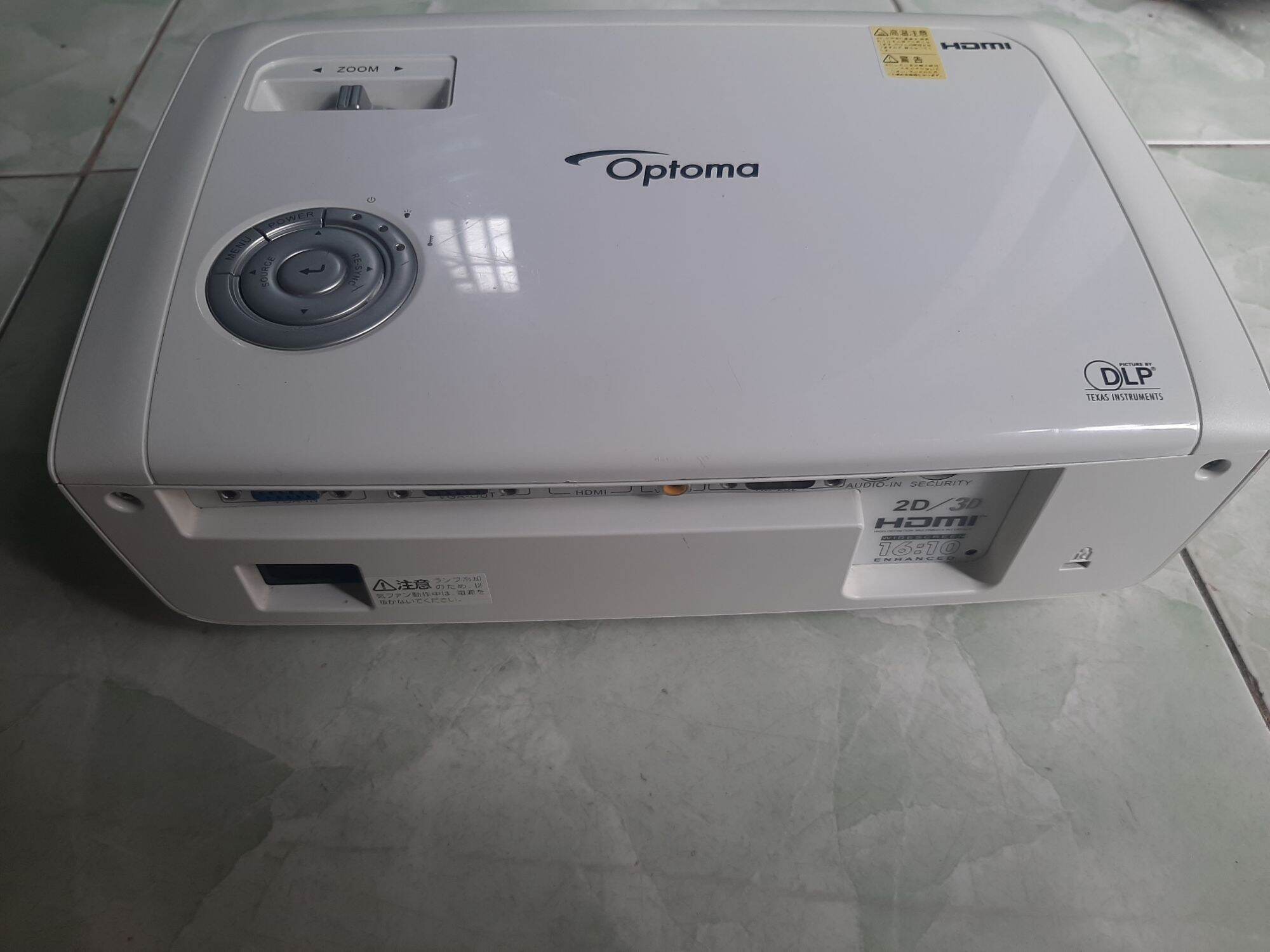 Máy chiếu cũ Optoma ew539 chiếu đẹp giá hời