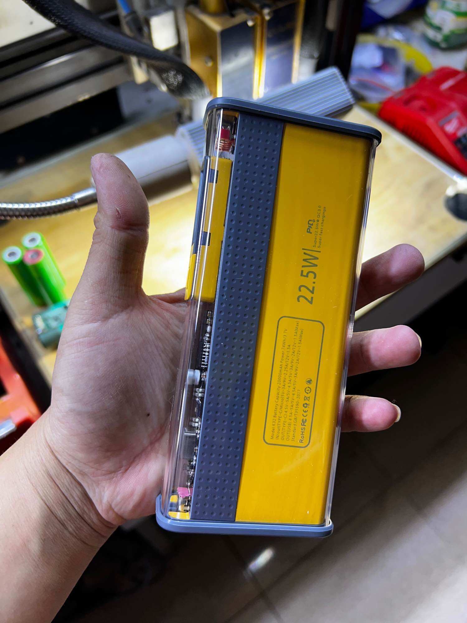 Box sạc dự phòng 4cell 21700 dài
