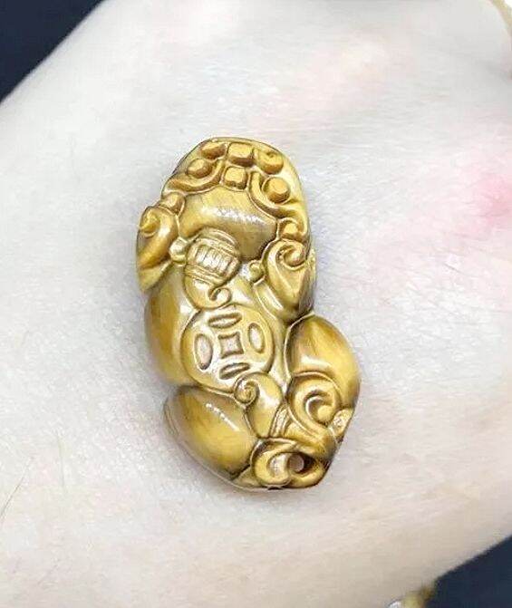 Vòng tay đá mắt hổ tỳ hưu thiên nhiên 10ly