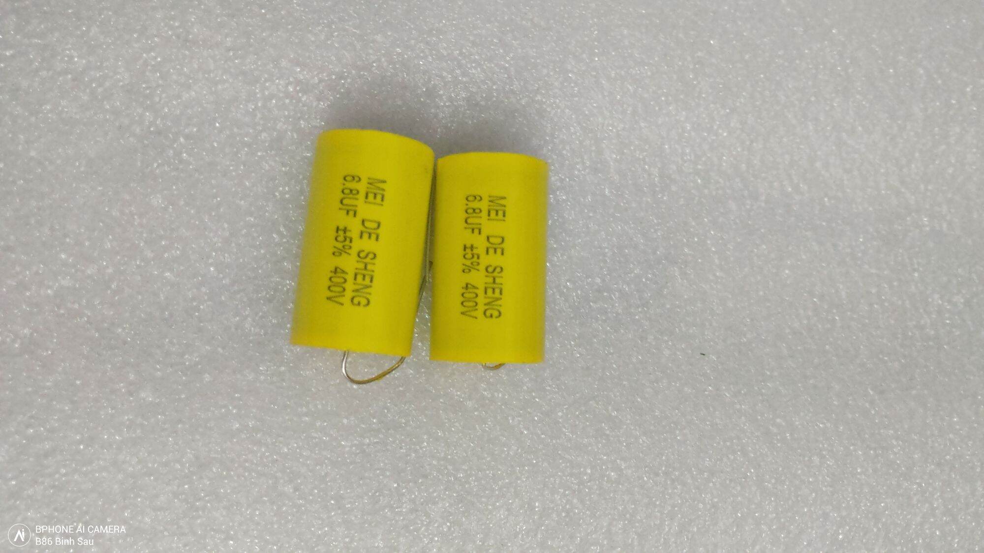 2 cái tụ 6,8uf 400v