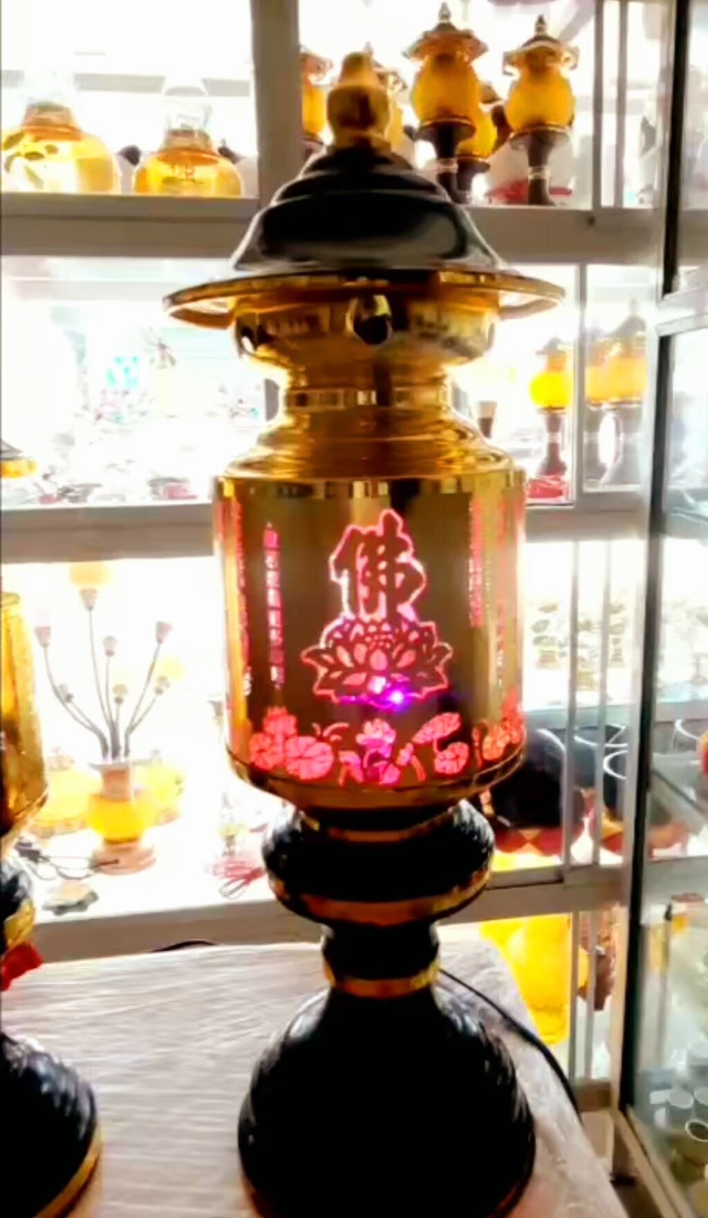 ĐÈN THỜ CÚNG - ĐÈN LED ĐỔI MÀU - ĐÈN HỢP KIM - 1 CẶP