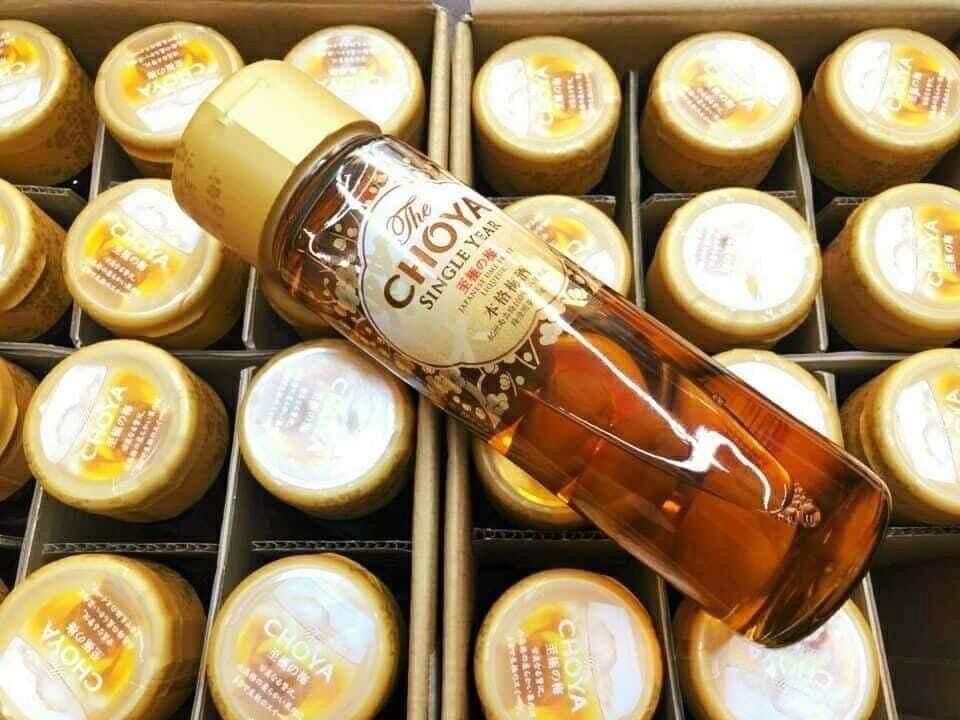 Nước mơ vàng Choya Single Year Nhật Bản 650ml