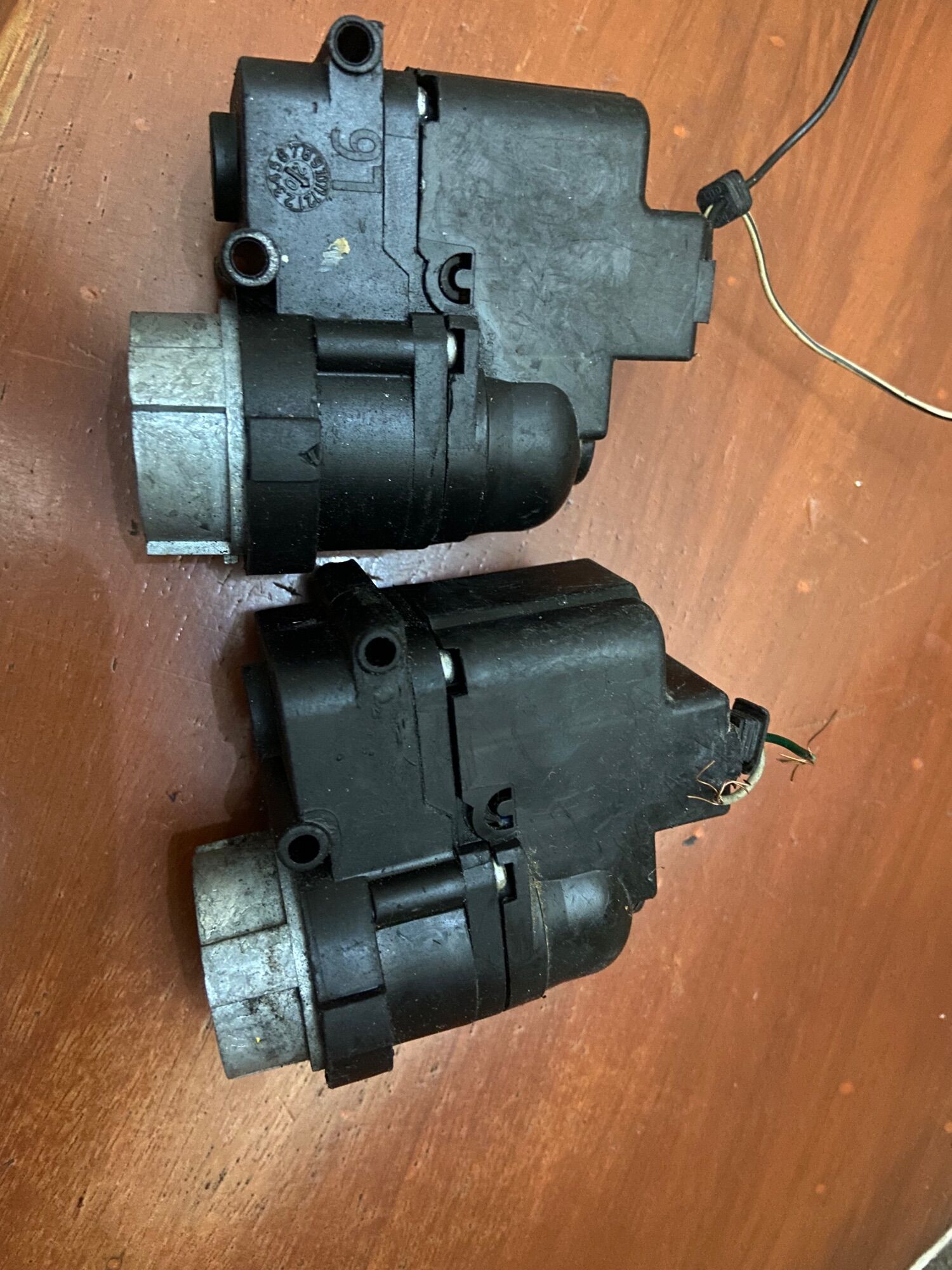 Mô tơ gập gương Kia Morning, K3, Cerato
