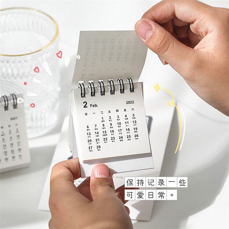 Lịch Để Bàn Mini Hoạt Hình Dễ Thương 2022