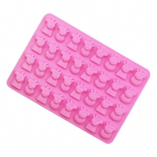 Khuôn silicon con heo Peppa