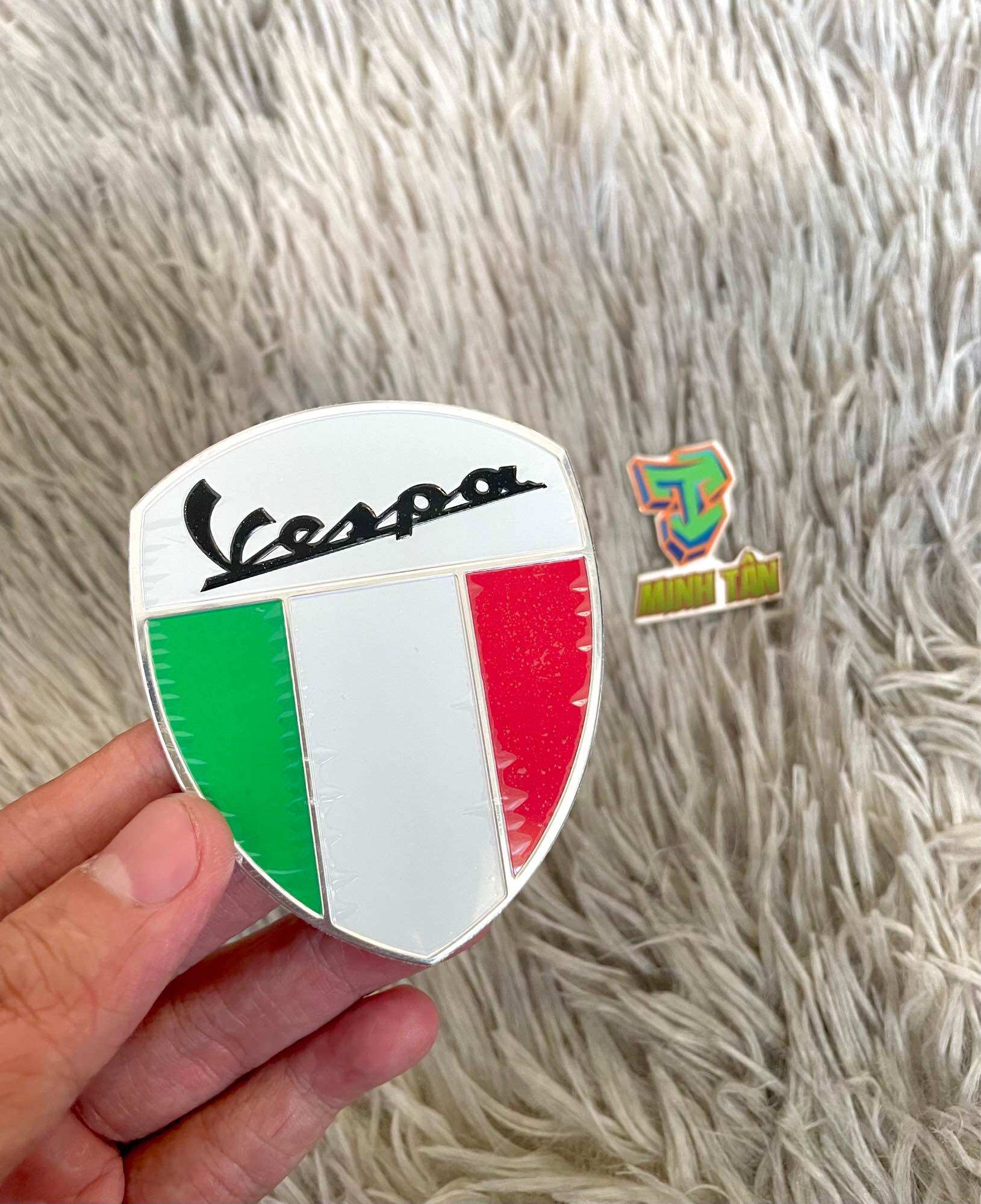 Tem Nhôm Cờ Ý viền bạc Vespa