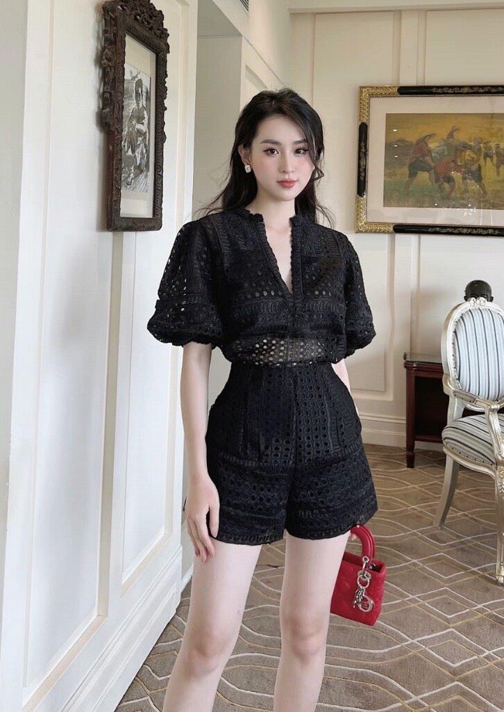 50-90kg Bigsize SET REN TIỂU THƯ CỔ V