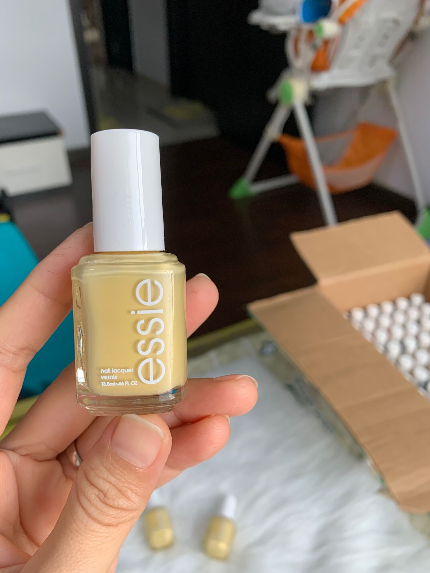 (Mua 2 tặng 1) Sơn móng Essie dòng nail lacquer vernis (USA)