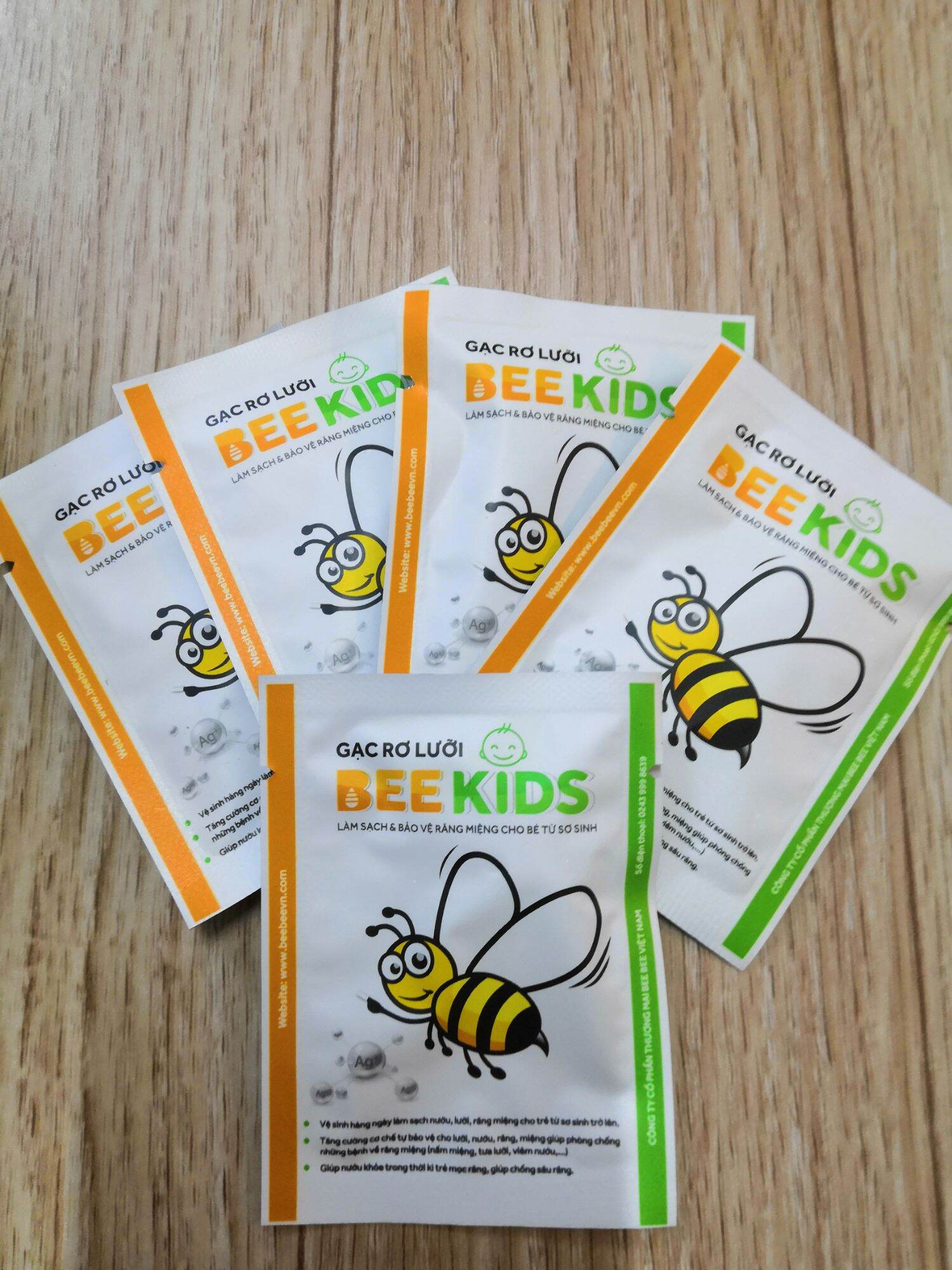 Gạc rơ lưỡi Bee Kids túi 20 chiếc