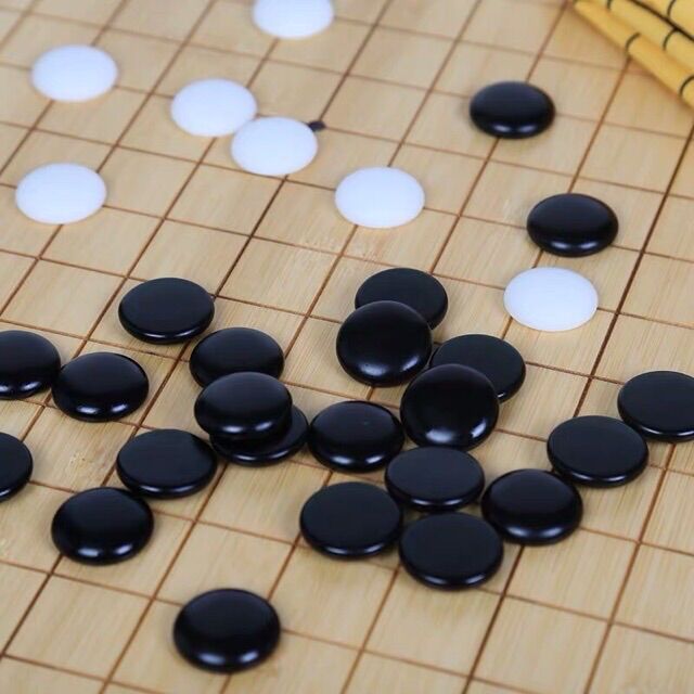 QUÂN CỜ VÂY SỨ