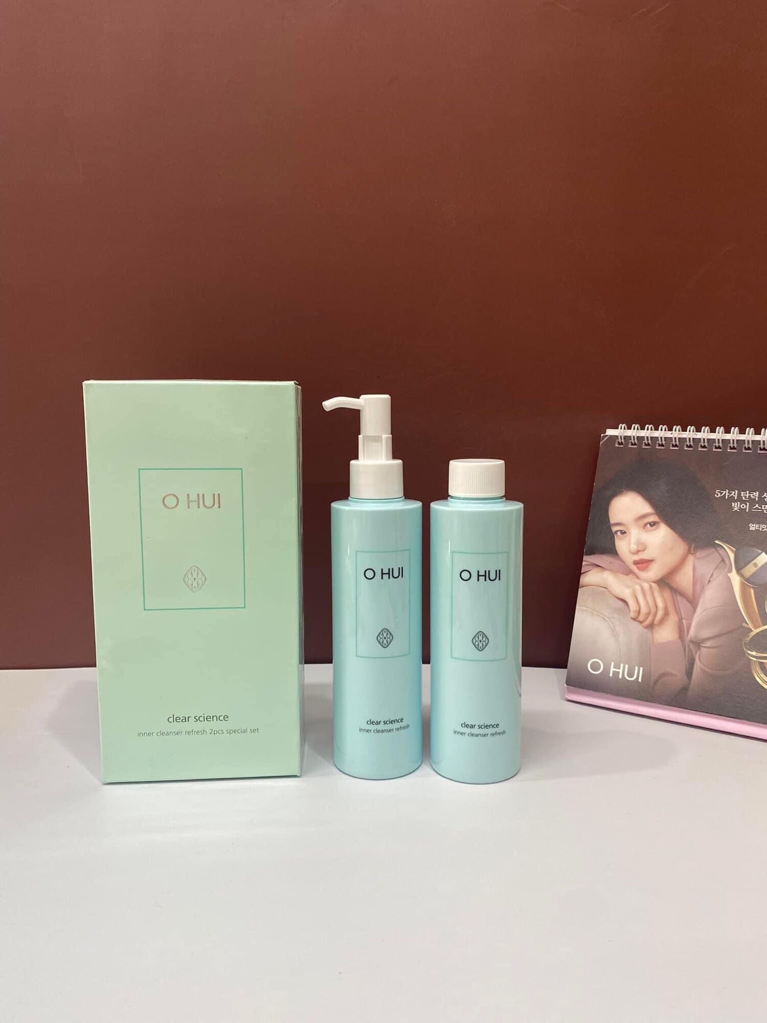 Nguyên set dung dịch vệ sinh Ohui