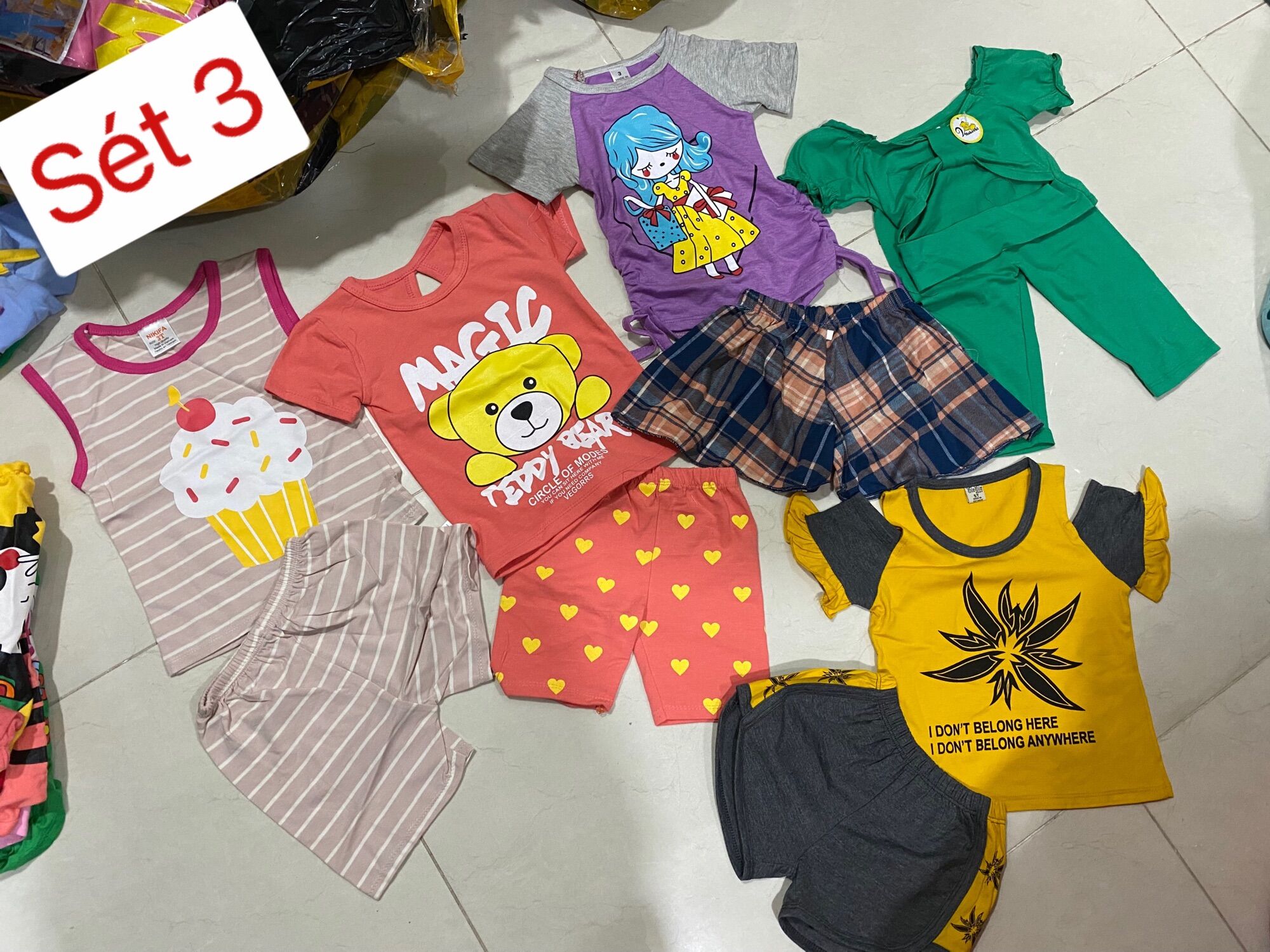 Thanh lý combo 5 bộ sz 6-7kg