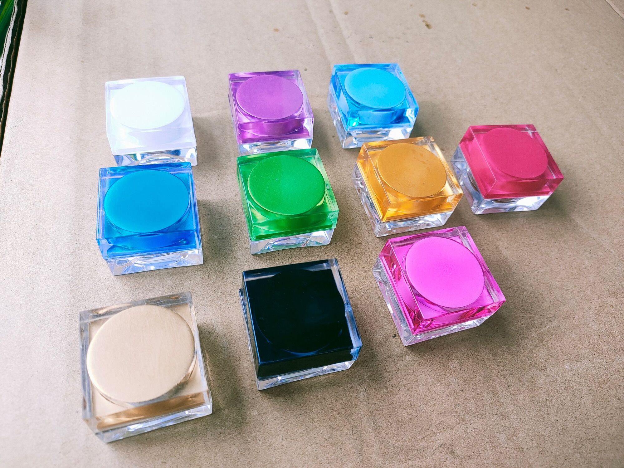 hủ face 5gr nhí (10 màu)