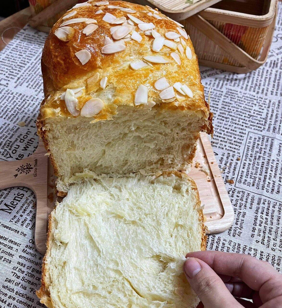 Máy làm bánh mỳ RANBEM 135G