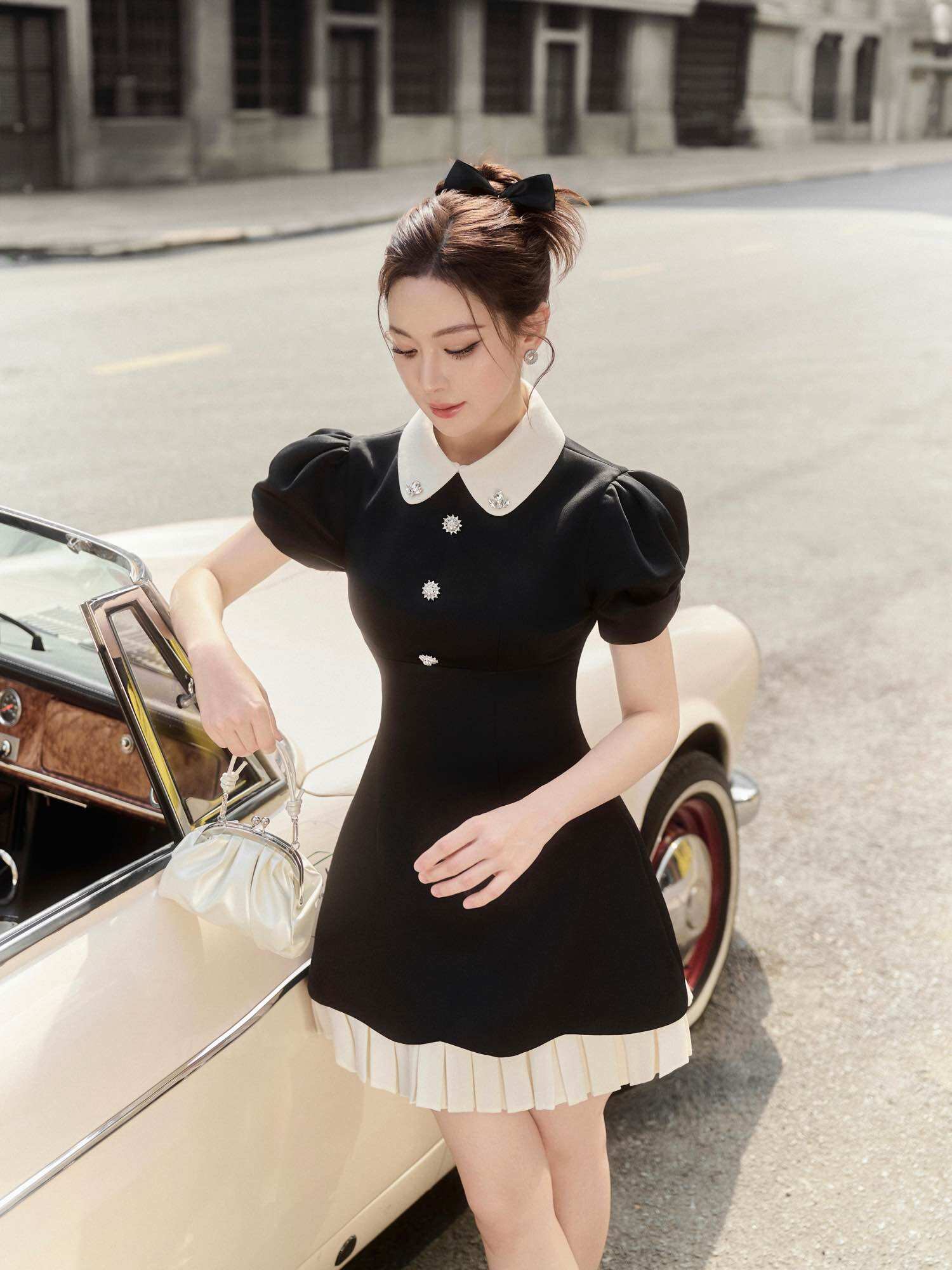 LAGOM - Đầm kiểu nữ tay nơ phối cổ kết đá (SEREY DRESS)
